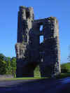 Entrance to Mellifont Abbey (73945 bytes)